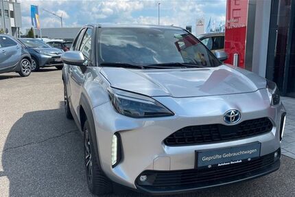 Toyota Yaris 21.900 km 21.890 &euro; Göppingen 73037