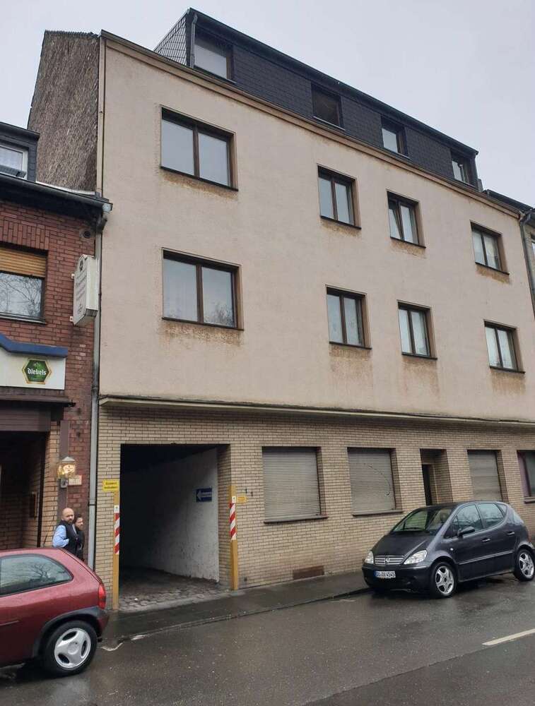 Wohnung zum Kaufen in Duisburg 60.000 € 77.95 m²