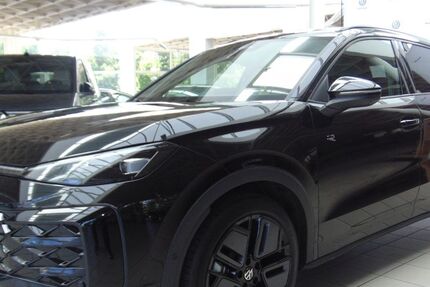 VW T-Roc 2.222 km 37.990 &euro; Lauta 02991