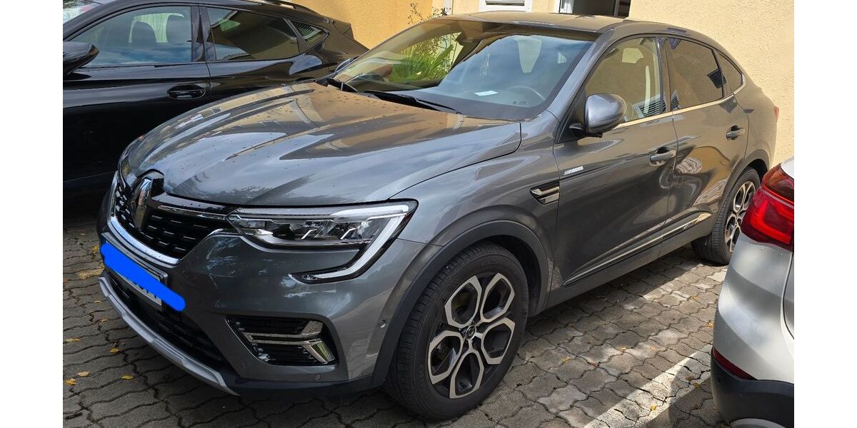 Renault Arkana 66.900 km 19.900 € München 81373