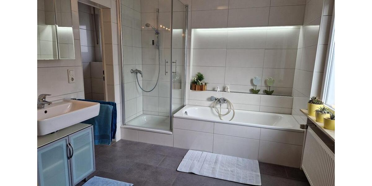 Einfamilienhaus Mülheim-Kärlich Kärlich - 6 Zimmer, 175 m&sup2;, 1.640&euro; | Angebot:25840386