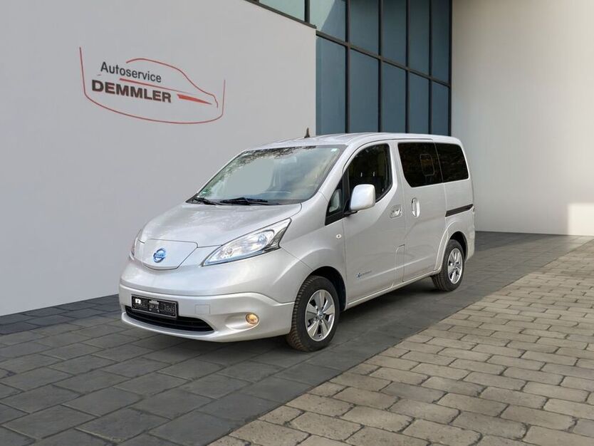 NV200