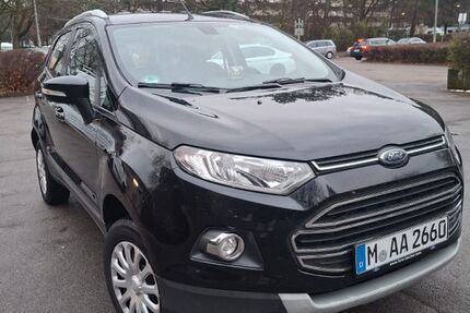 Ford EcoSport 93.000 km 4.800 € Munchen 81735