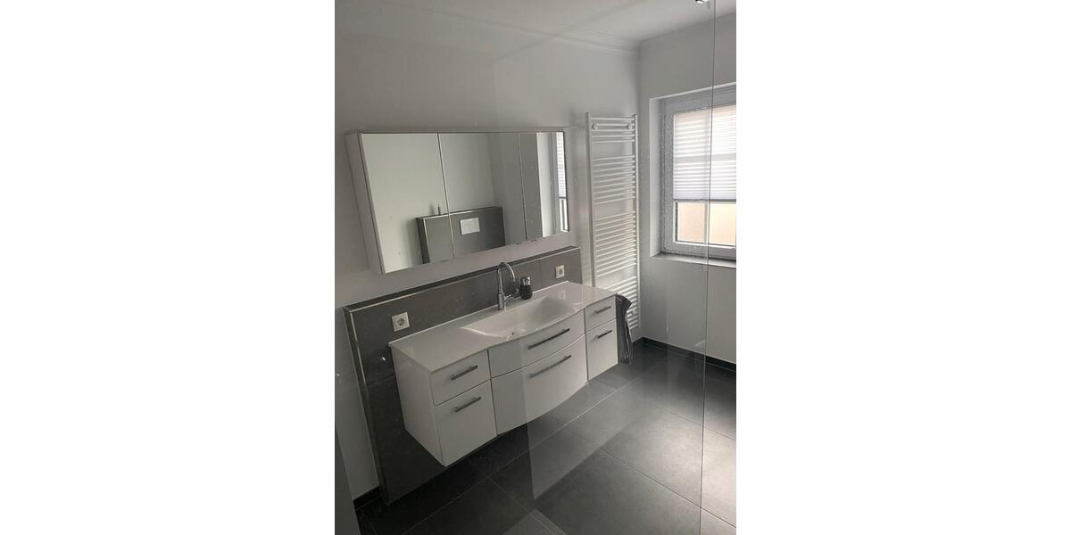 Erdgeschoßwohnung Syke - 4 Zimmer, 110 m&sup2;, 1.100&euro; | Angebot:25963579