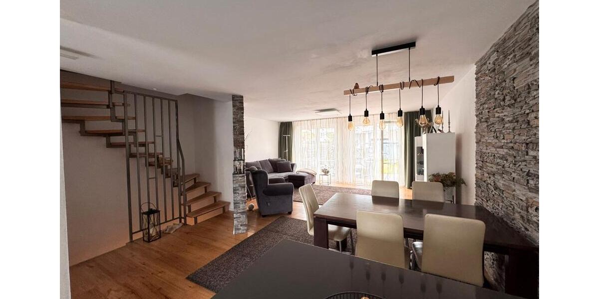 Reihenhaus Solingen Central - 4 Zimmer, 150 m&sup2;, 525.000&euro; | Angebot:26431629