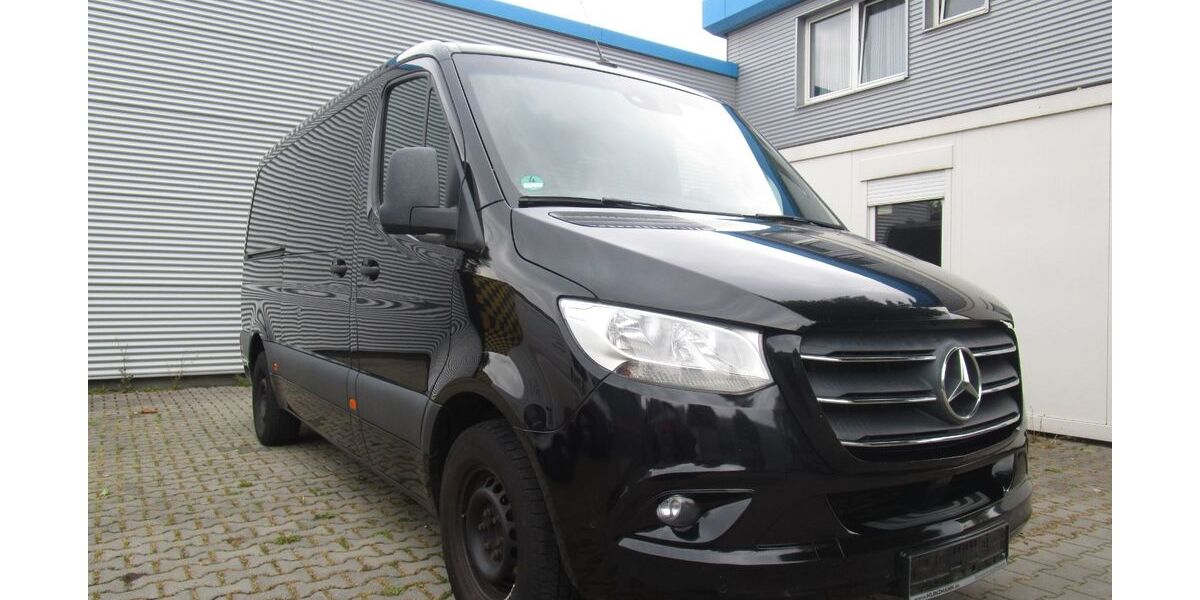 Mercedes-Benz Sprinter 203.000 km 35.900 &euro; Frankfurt am Main/Bergen-Enkheim 60388