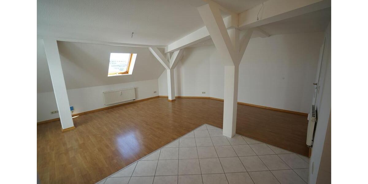 Dachgeschoßwohnung Dresden Cotta - 3 Zimmer, 80 m&sup2;, 1.099&euro; | Angebot:26382767