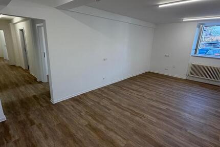 Gewerbeobjekt Donaueschingen - 1.300&euro; | Angebot:25275819