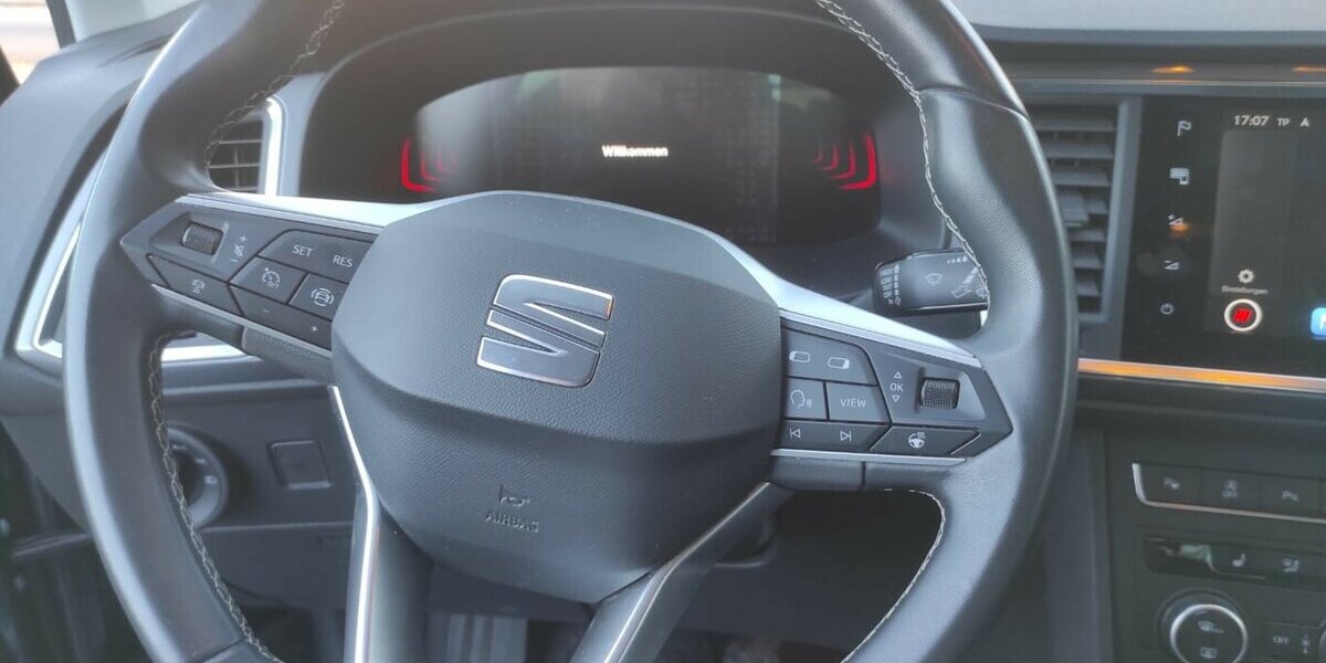 Seat Ateca 1,0 TSI Style NAVI/LED/SHZ/Kamera/PDC 64.985 km 18.950 &euro; Höchstenbach 57629