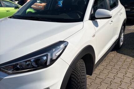 Hyundai TUCSON 255.000 km 12.500 &euro; Mauer 69256