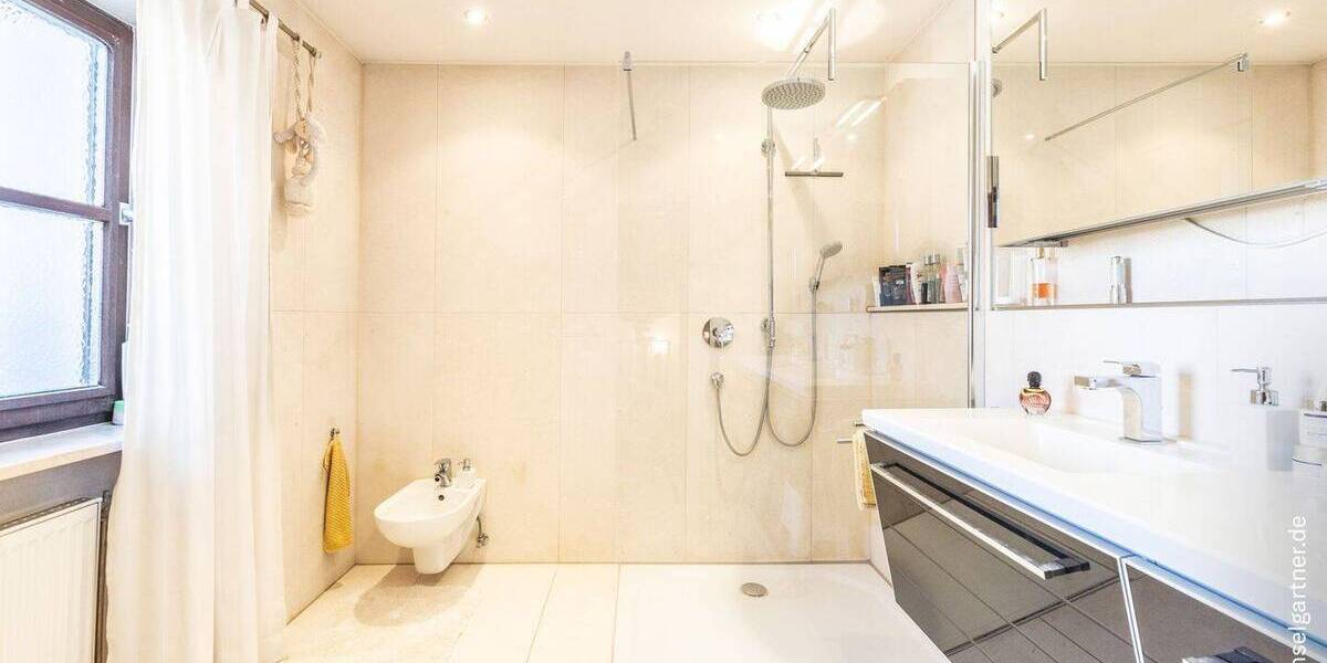 Einfamilienhaus Grünwald - 5 Zimmer, 186 m&sup2;, 1.650.000&euro; | Angebot:26105530