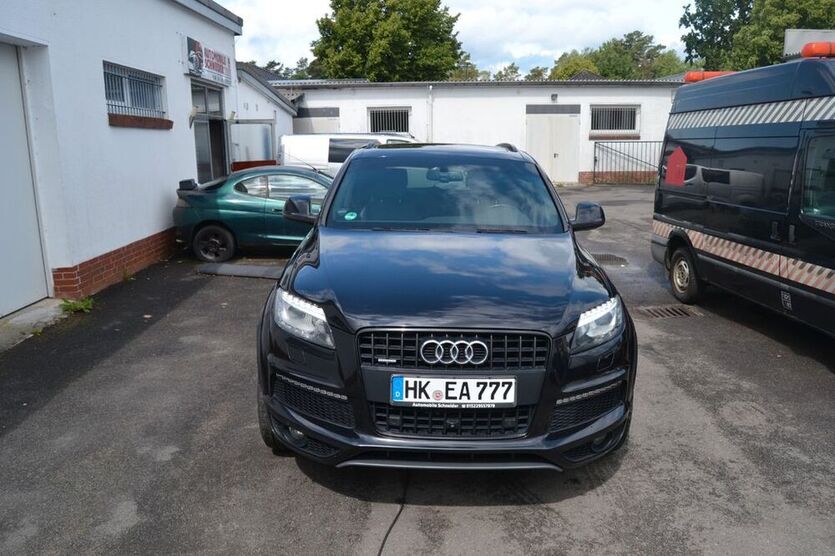 Q7