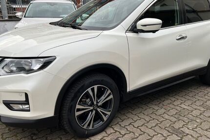 Nissan X-Trail 119.000 km 14.950 &euro; Hamburg 22767