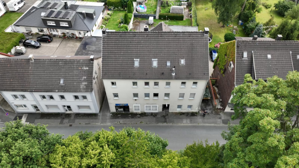 Wohnung zum Kaufen in Wickede (Ruhr) 270.000 € 199 m²