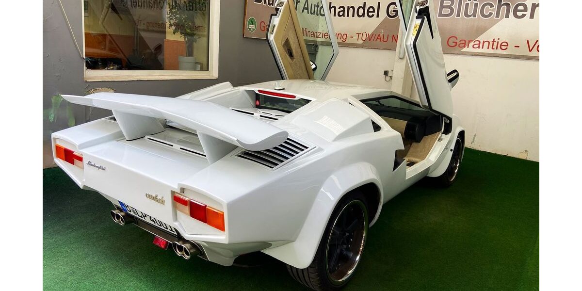 Lamborghini Countach 3.300 km 63.900 € Berlin/Schöneberg 10827