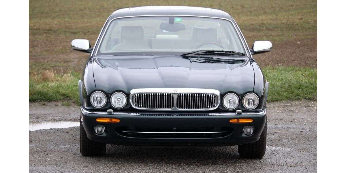 Jaguar Daimler 132.890 km 34.999 &euro; Heppenheim 64646