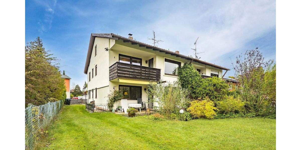 Großzügig und im Grünen: Charmante DHH mit viel Potential 7 zimmer