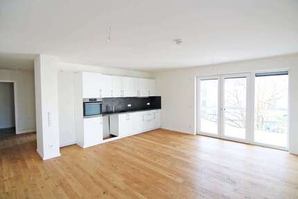 Wohnung zum Mieten in Königs Wusterhausen 1.358,88 € 84.93 m²