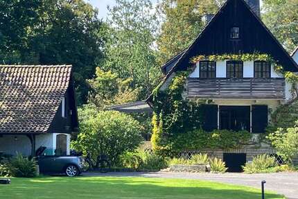 Haus Stadthagen - 8 Zimmer, 321 m&sup2;, 659.000&euro; | Angebot:27474284