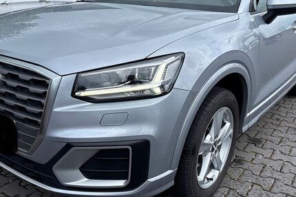 Audi Q2 97.975 km 17.700 &euro; Stuttgart 70374
