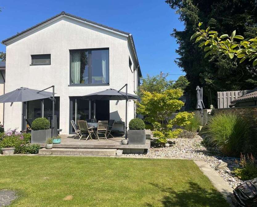 Haus zum Kaufen in Markt Schwaben 2.100.000 € 188 m²