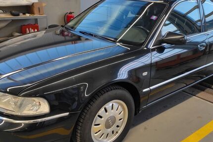 Audi A8 309.000 km 14.000 € Riedenburg 93339