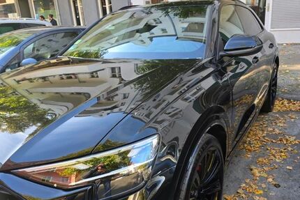Audi Q8 29.000 km 70.000 &euro; berlin 13351