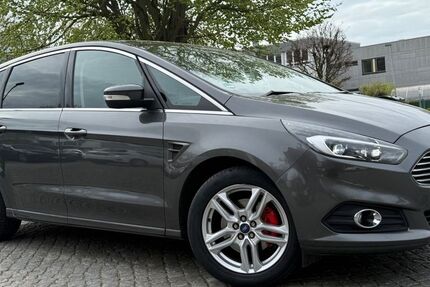 Ford S-Max 249.500 km 9.990 &euro; Bremen 28329