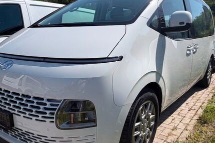 Hyundai STARIA 10.000 km 39.980 &euro; Breitenbrunn/OT Rittersgrün 08359