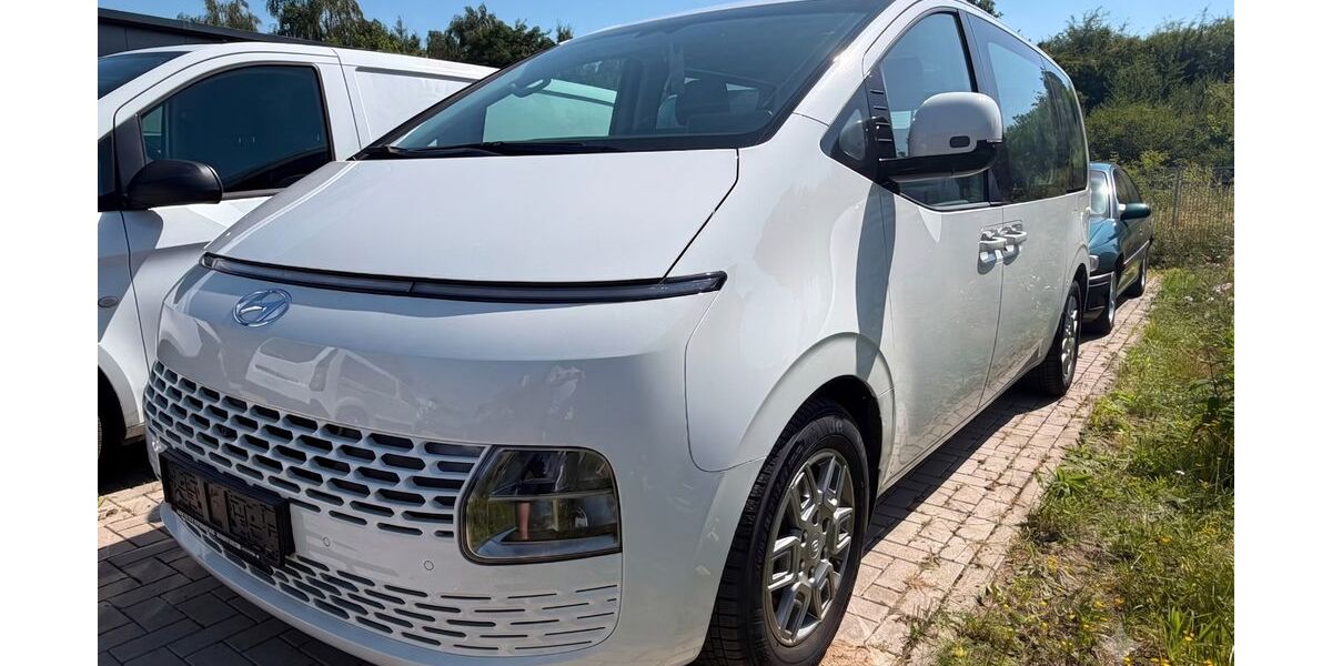 Hyundai STARIA 10.000 km 39.980 &euro; Breitenbrunn/OT Rittersgrün 08359