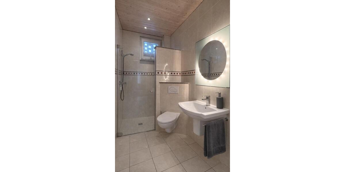 Mehrfamilienhaus, Wohnhaus Löhne - 8 Zimmer, 270 m&sup2;, 435.000&euro; | Angebot:26062269