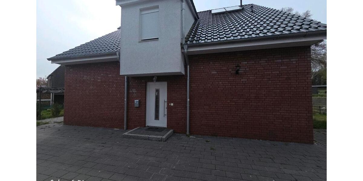 Doppelhaushälfte Bispingen - 6 Zimmer, 143 m&sup2;, 1.700&euro; | Angebot:26340832