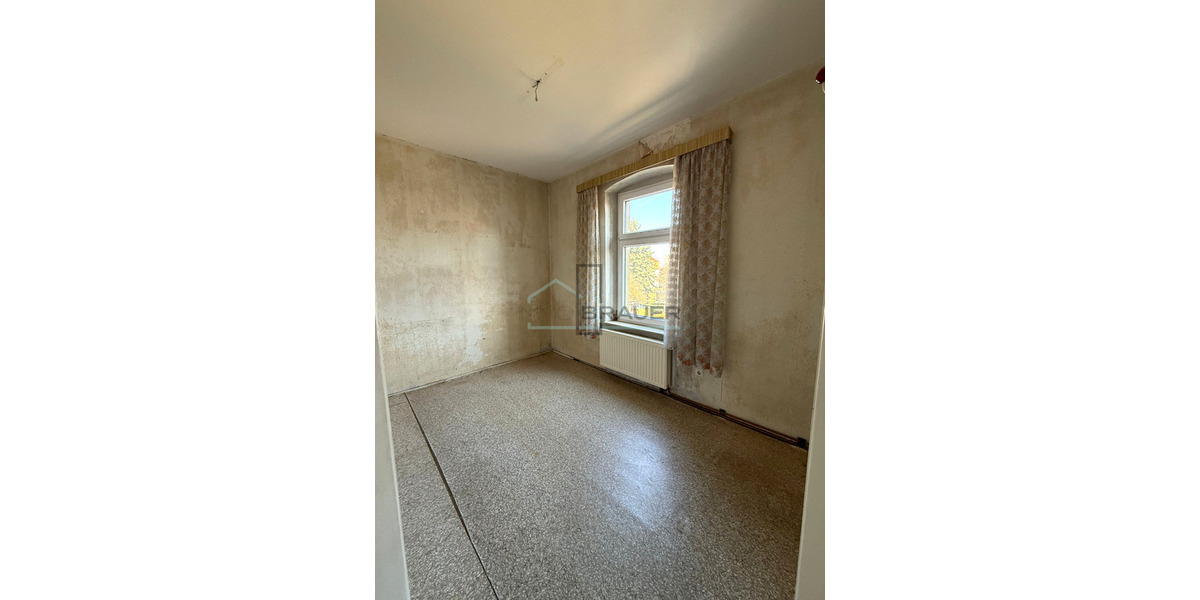 Mehrfamilienhaus, Wohnhaus Bischofswerda - 9 Zimmer, 228 m&sup2;, 159.000&euro; | Angebot:26275434