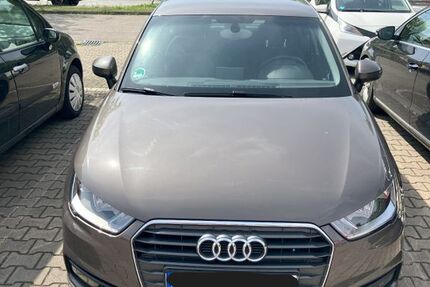 Audi A1 78.100 km 11.900 € München 81541