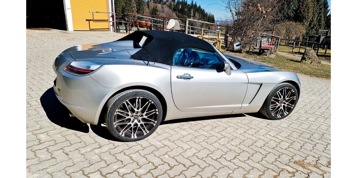 Opel GT 70.500 km 18.499 &euro; Freilassing 83395