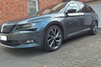 Skoda Superb 136.800 km 20.900 € Nienburg 31582