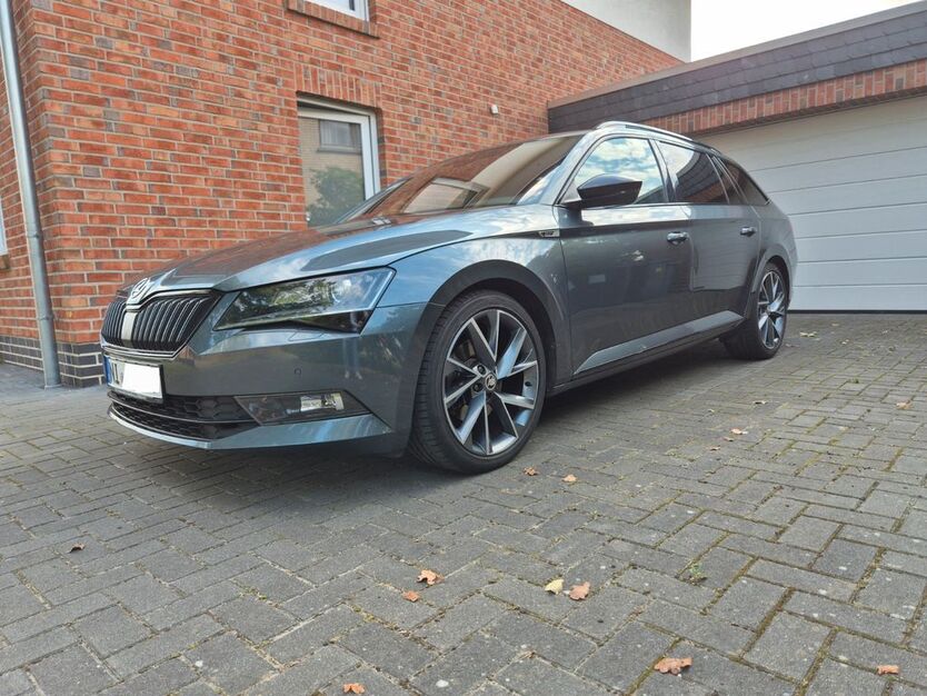 Skoda Superb 136.800 km 20.900 € Nienburg 31582