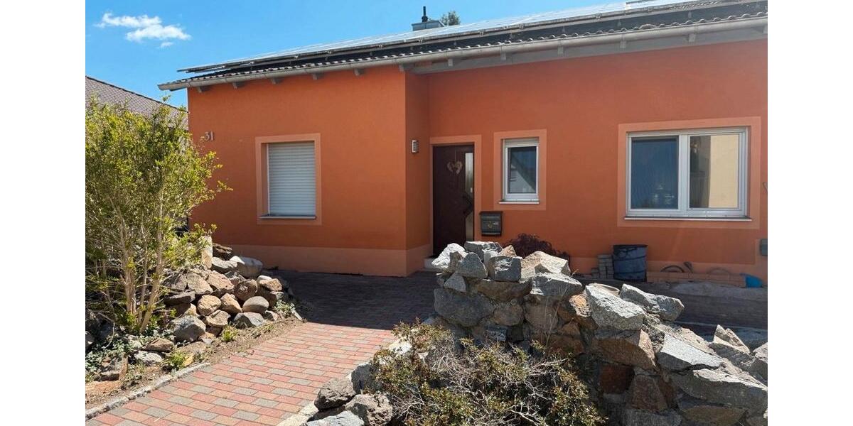 Einfamilienhaus mit Einliegerwohnung in Wackersdorf zimmer