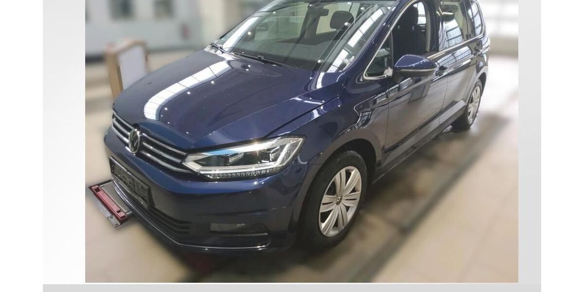 VW Touran 65.417 km 27.380 &euro; Fürth 90763