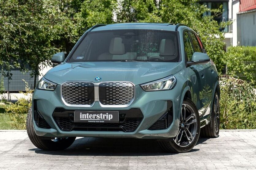 iX1