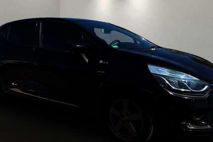 Renault Clio 63.000 km 8.490 &euro; Andernach 56626
