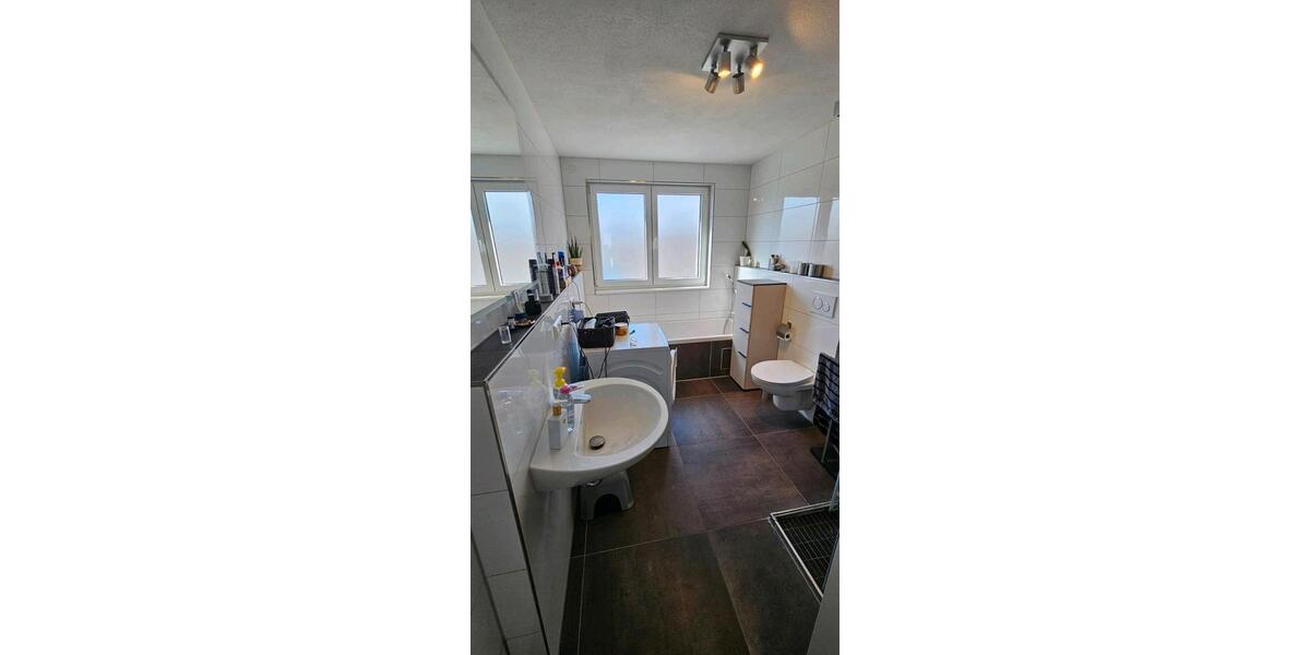 Etagenwohnung Neuenstadt am Kocher - 4.5 Zimmer, 135 m&sup2;, 1.350&euro; | Angebot:26288244