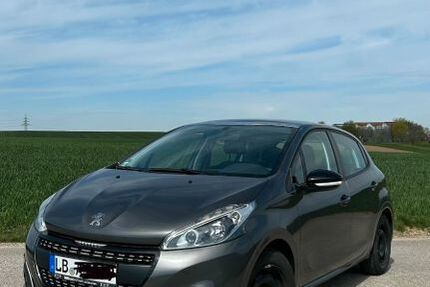 Peugeot 208 63.944 km 9.900 &euro; Ditzingen 71254