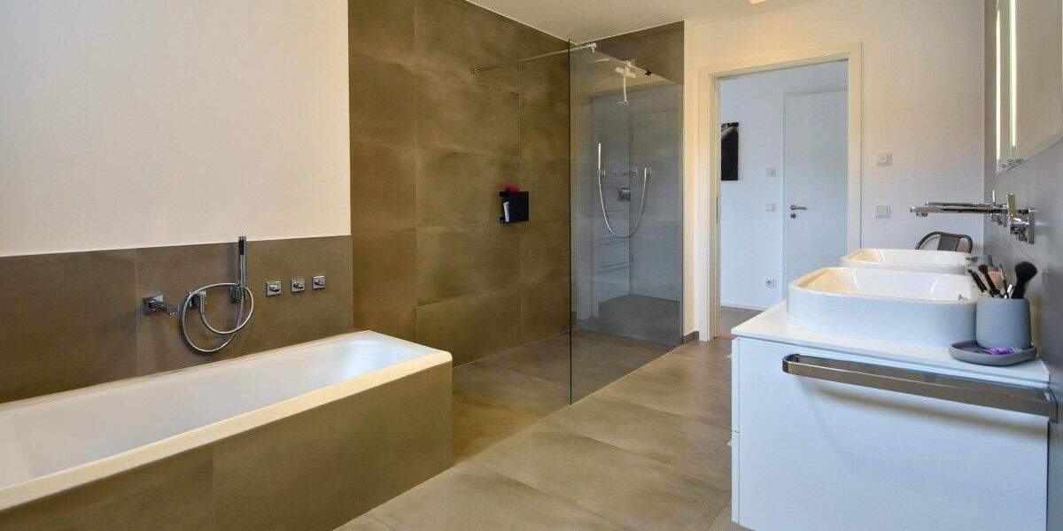 Etagenwohnung Essen Kettwig - 5 Zimmer, 214 m&sup2;, 1.080.000&euro; | Angebot:25663257