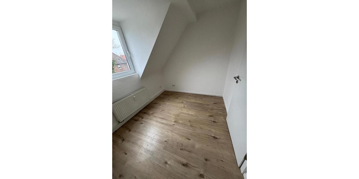Dachgeschoßwohnung Bottrop Boy - 3 Zimmer, 53 m&sup2;, 500&euro; | Angebot:25560378