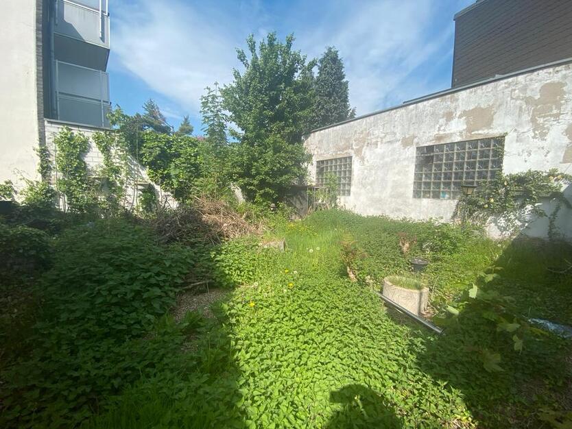 Haus in Duisburg Sanierungsbedürftig