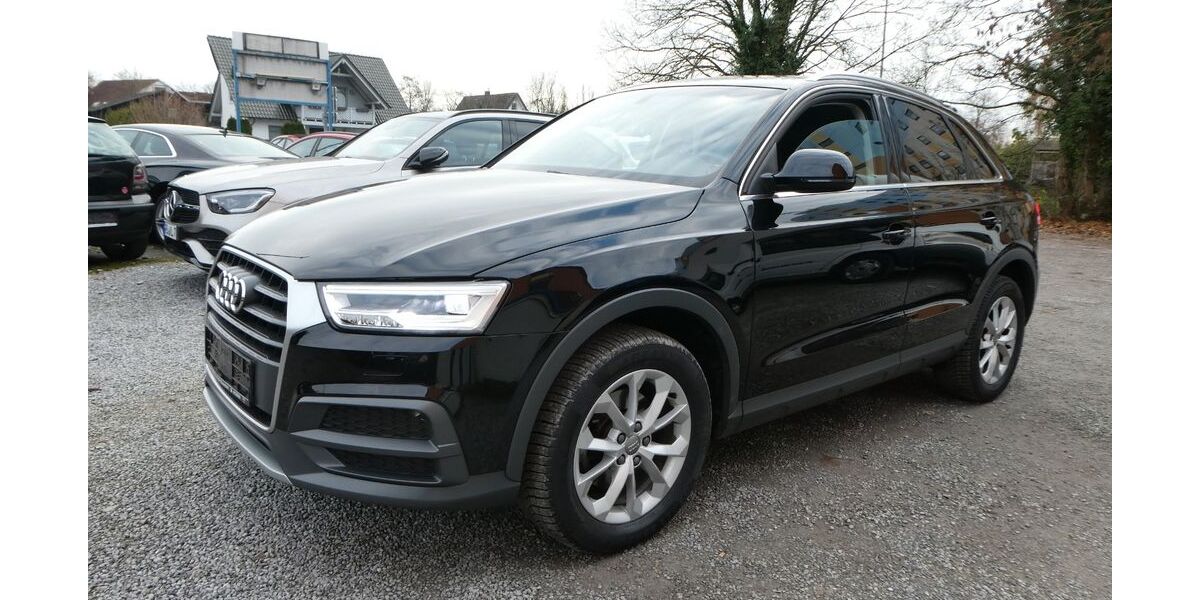 Audi Q3 50.600 km 18.999 &euro; Paderborn 33100