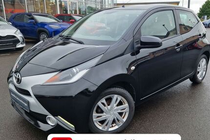 Toyota Aygo (X) 68.417 km 8.990 &euro; Kirchberg 55481
