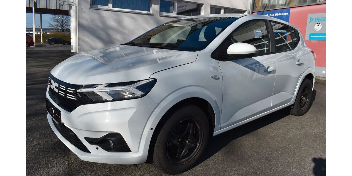 Dacia Sandero 19.000 km 15.300 &euro; Neustadt bei Coburg 96465