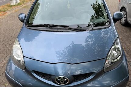 Toyota Aygo (X) 111.200 km 2.900 &euro; Saarbrücken 66128